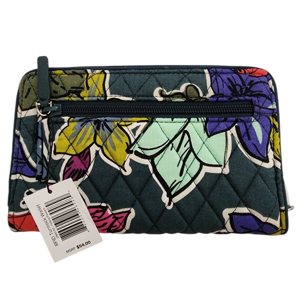 NWT Vera Bradley RFID Falling Flowers Print Wallet Turnlock Closure - Picture 2 of 9